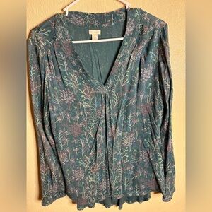 Hinge Long Sleeved Blouse